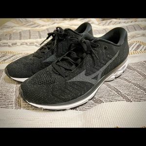 NEW Mizuno Women's Wave Rider 23 Waveknit Size 9